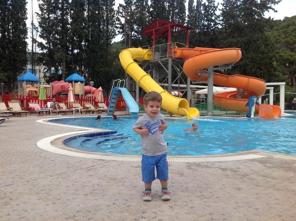 Kamares Apartments Εε Poros Town Екстер'єр фото